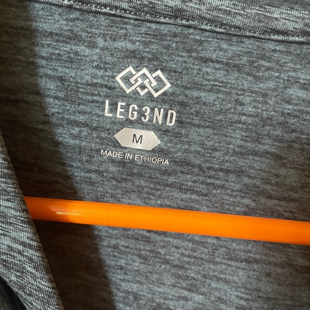 Legend medium - Picture 2 of 3